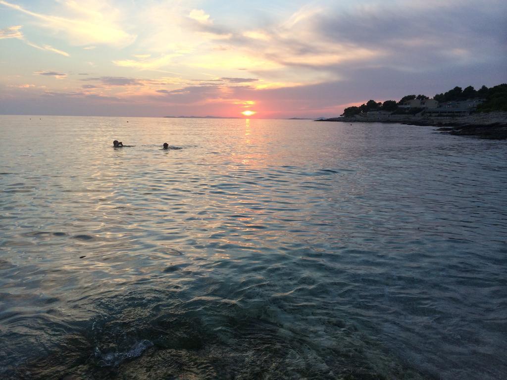 Villa Lorenta Apartments Primosten Luaran gambar