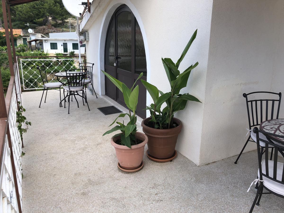 Villa Lorenta Apartments Primosten Luaran gambar