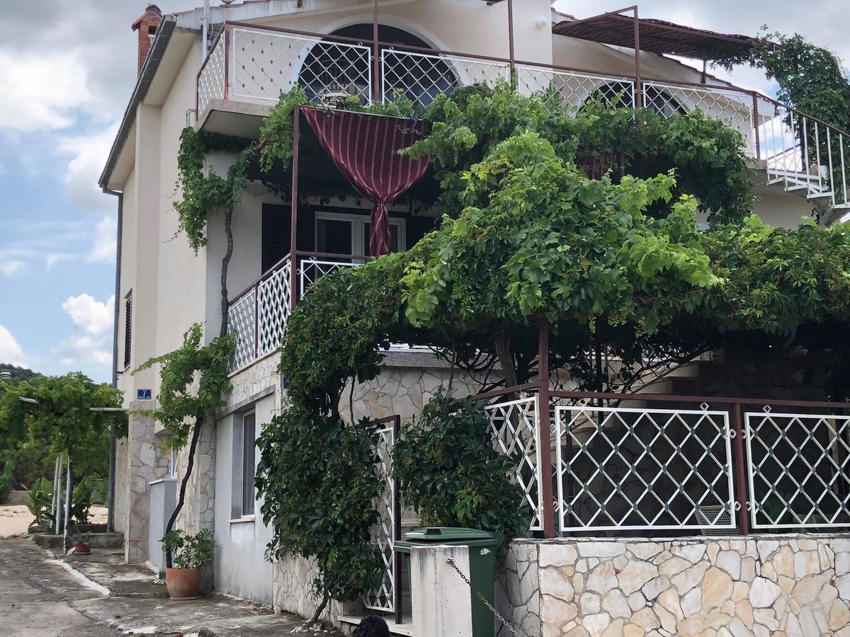 Villa Lorenta Apartments Primosten Luaran gambar